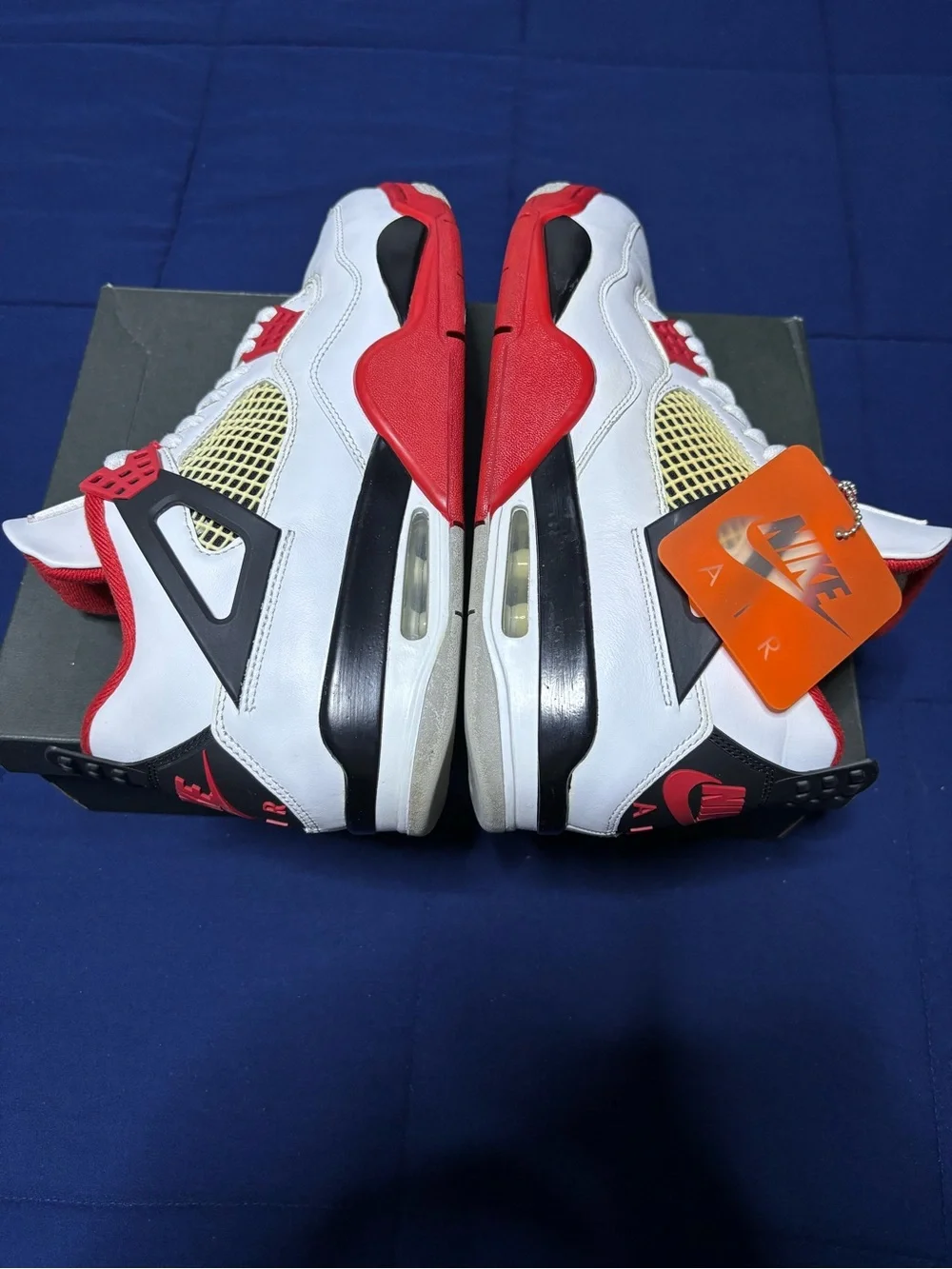 Jordan 4 Retro OG Fire Red 2020 Size 10